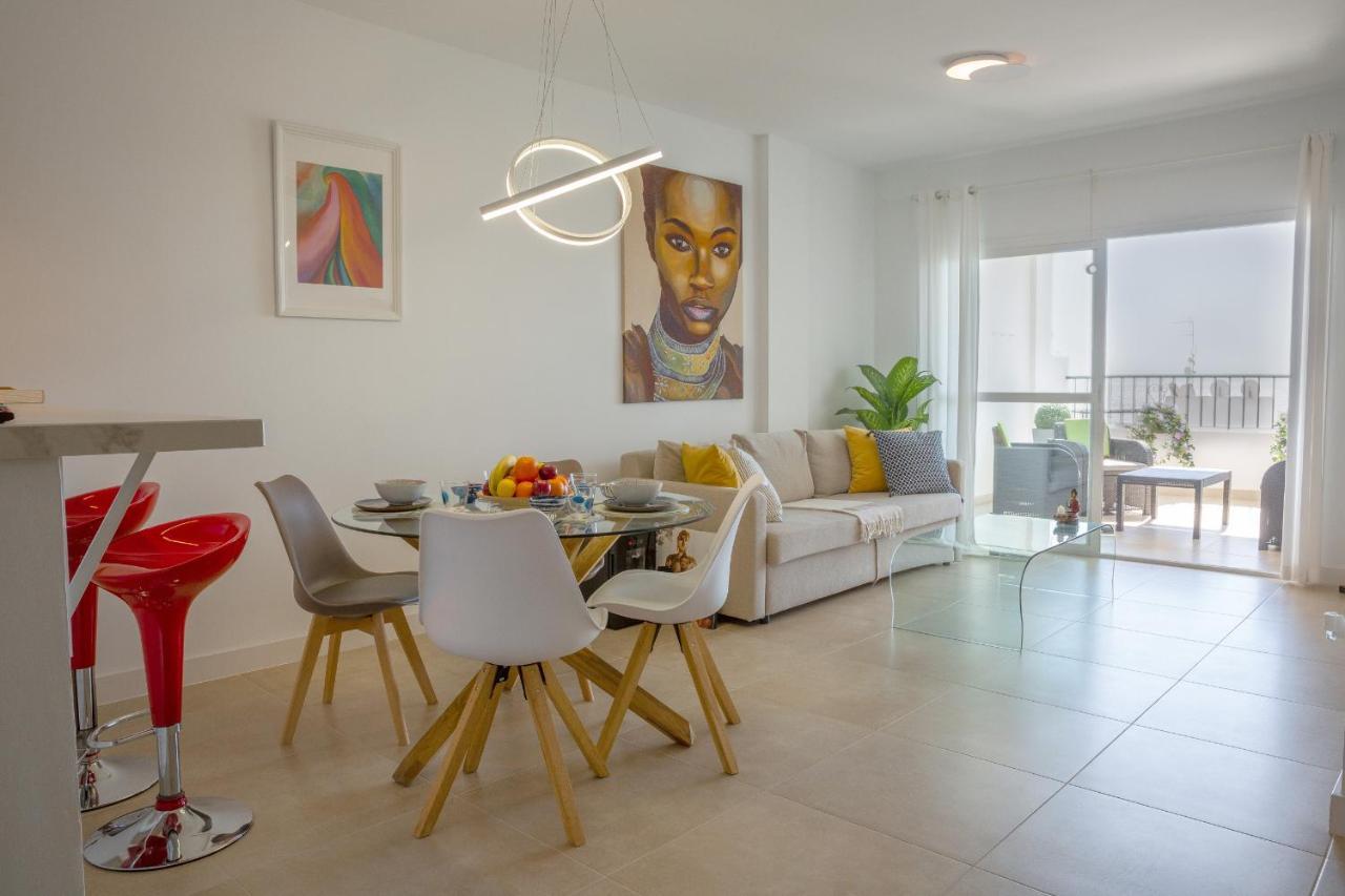 Beautiful Apartment With Sea Views! 卡拉德米哈斯 外观 照片