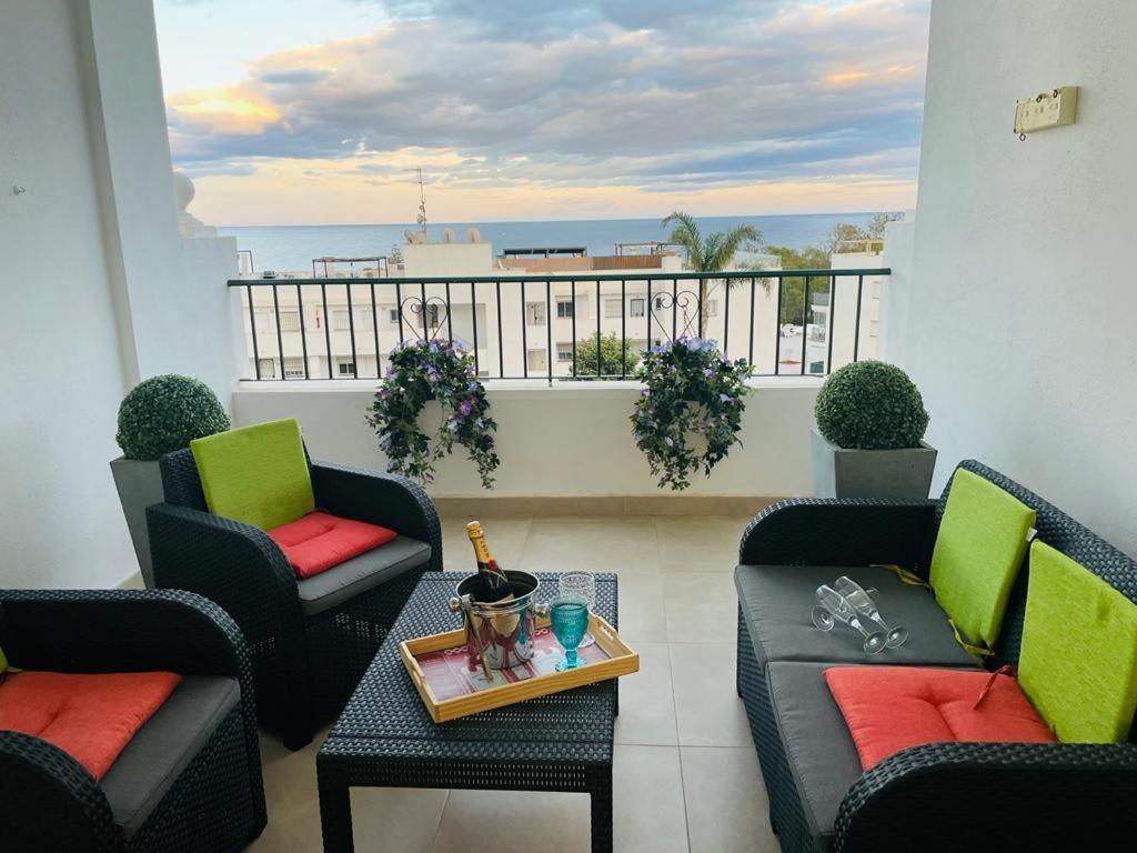 Beautiful Apartment With Sea Views! 卡拉德米哈斯 外观 照片