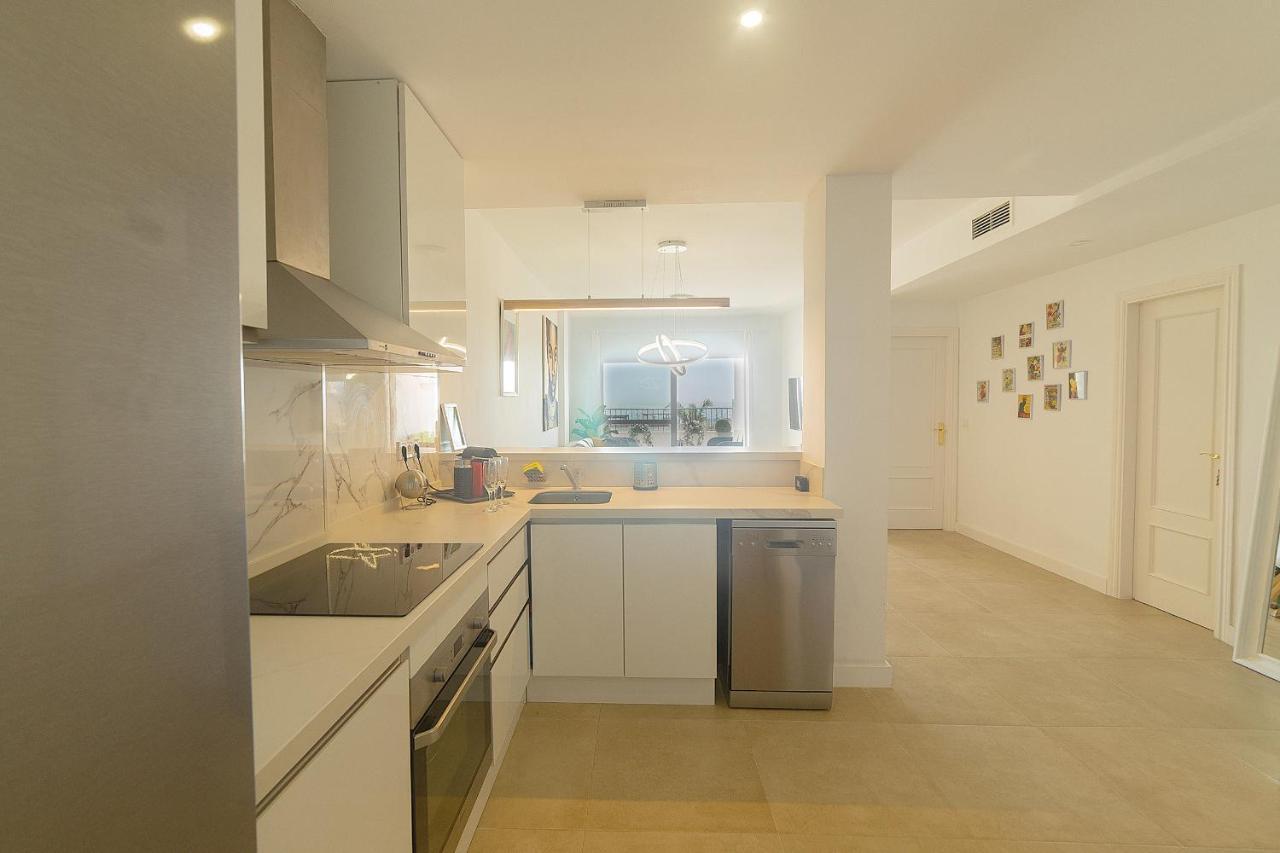 Beautiful Apartment With Sea Views! 卡拉德米哈斯 外观 照片