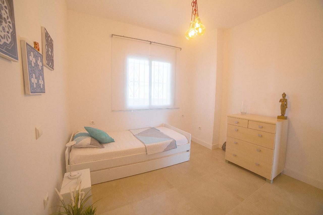Beautiful Apartment With Sea Views! 卡拉德米哈斯 外观 照片