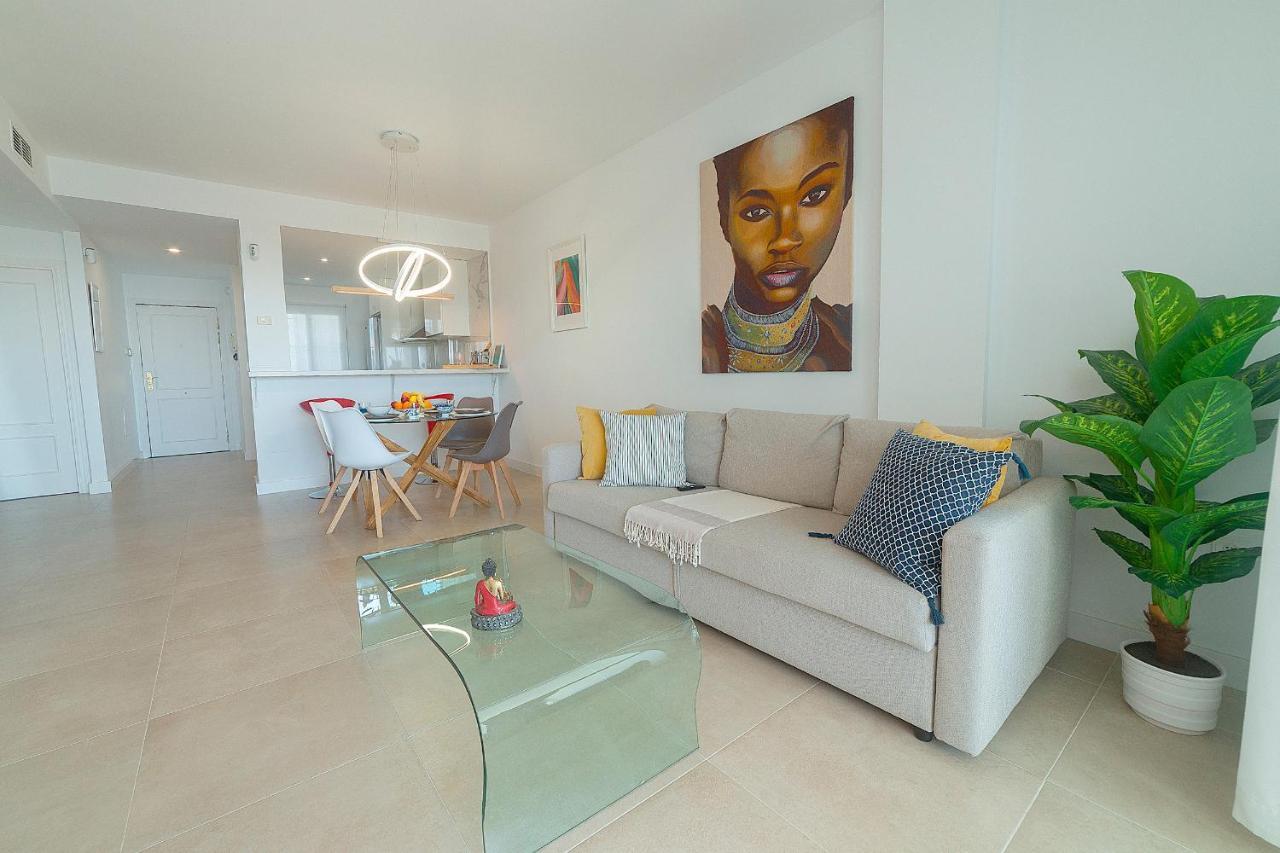 Beautiful Apartment With Sea Views! 卡拉德米哈斯 外观 照片